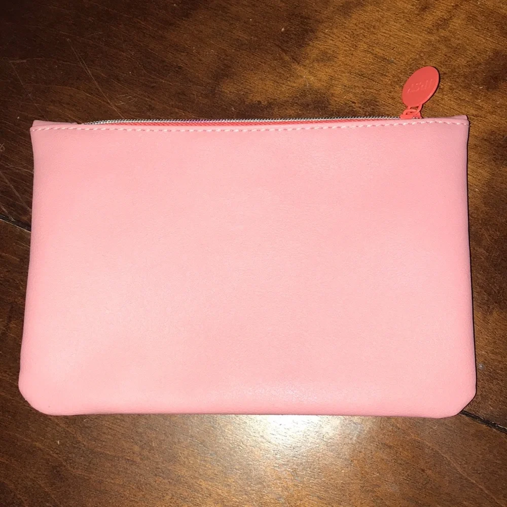 ipsy excellent preowned